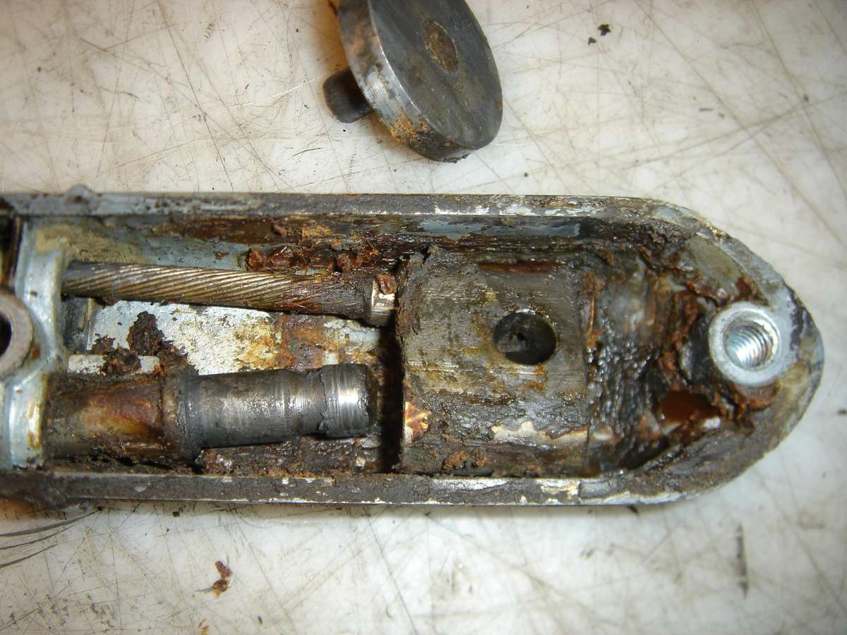 Attached picture Left Front Brake 005.jpg